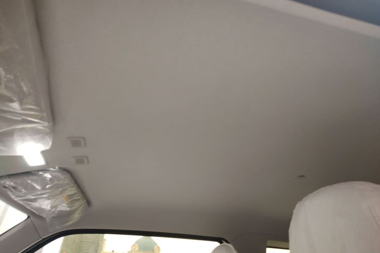 吉利银河 2025款 210km 熊猫骑士中控内饰22