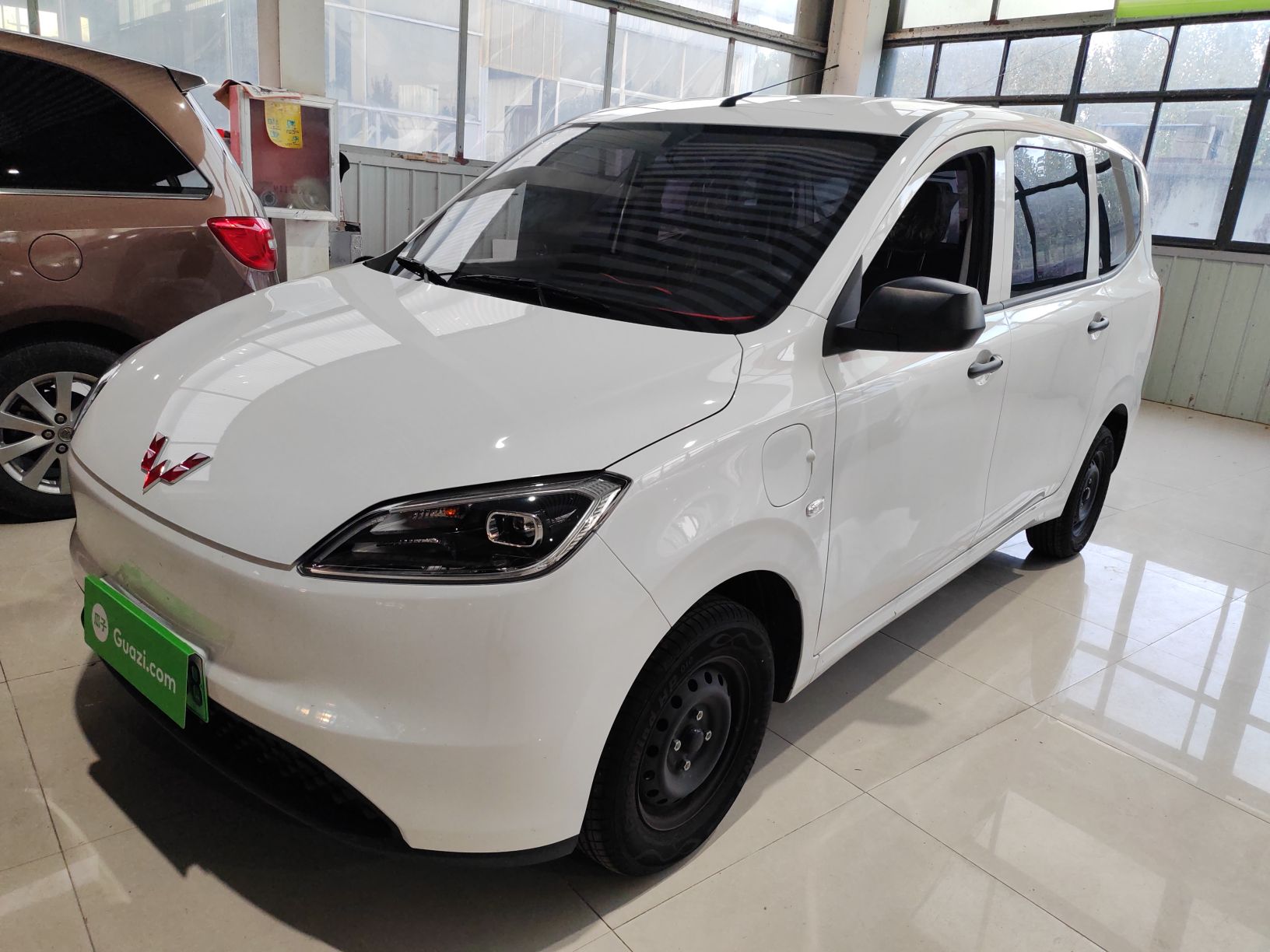 五菱汽车 五菱宏光新能源 2024款 纯电版 300KM 标准型