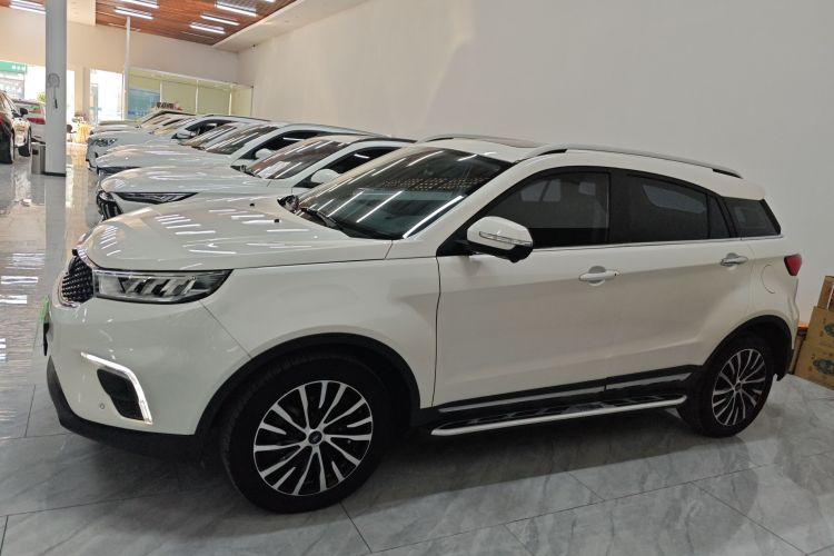 福特 领界 2019款 EcoBoost 145 CVT尊领型PLUS 国V车身外观4