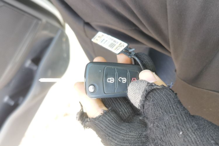 长城 金刚炮 2022款 2.0T手动柴油两驱精英型长箱GW4D20M中控内饰11