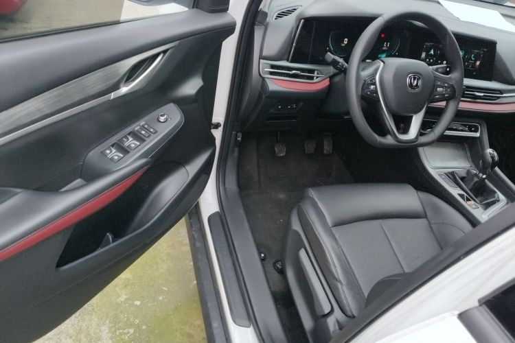 长安CS55PLUS 2020款 1.5T 手动炫色型中控内饰20