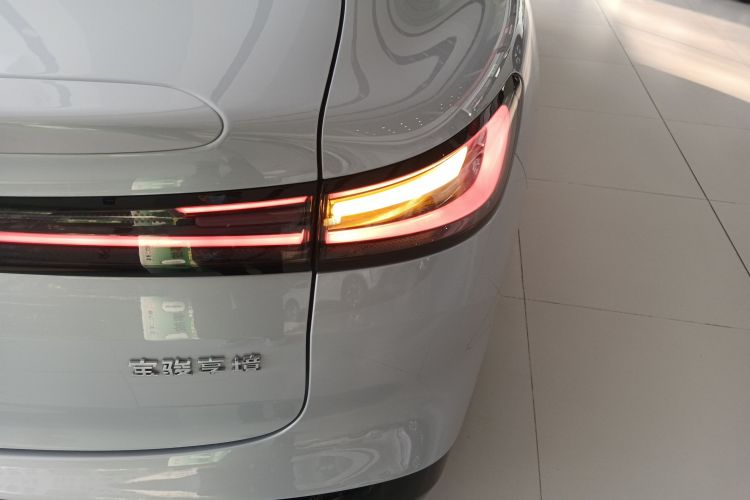 宝骏享境 2025款 纯电 600km豪华版车身外观9
