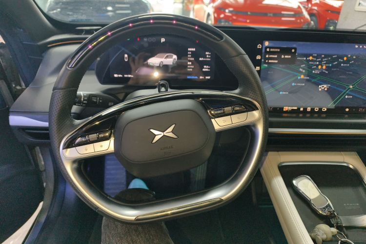 小鹏P7 2023款 P7i 610 Max 性能版中控内饰13