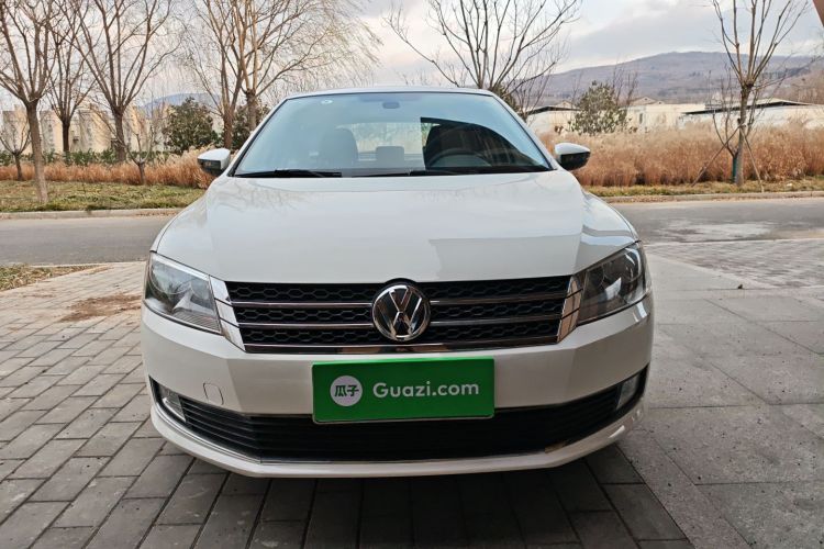 大众 朗行 2013款 1.4TSI 手动豪华型车身外观2