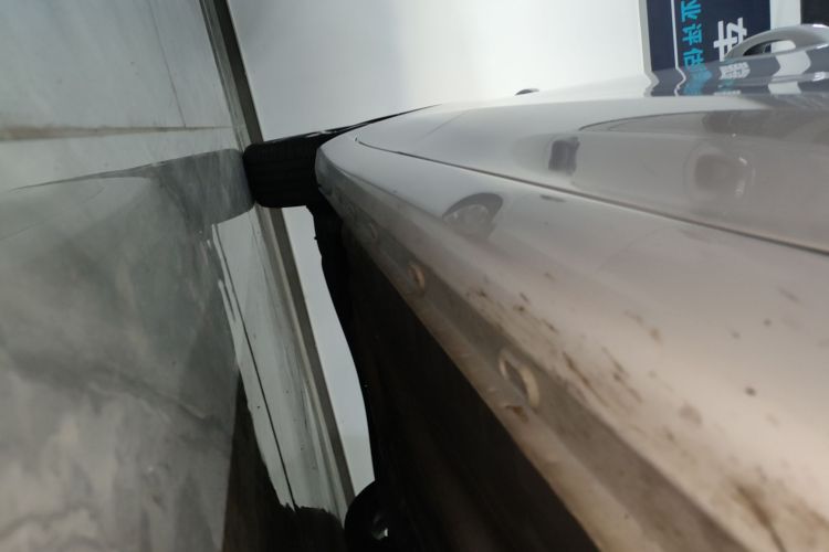 荣威i5 2023款 1.5L CVT尊荣版局部细节9001