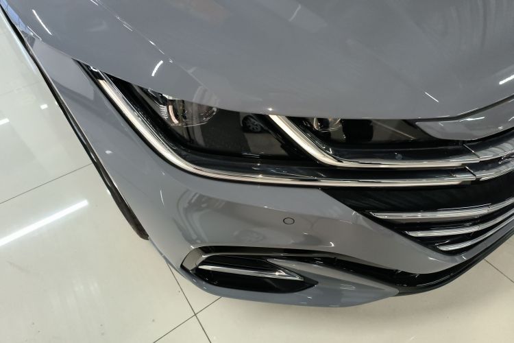 一汽-大众CC 2024款 380TSI 夺目版车身外观8