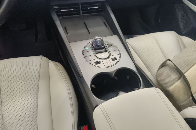 比亚迪 海豹06新能源 2024款 DM-i 80KM豪华型中控内饰18