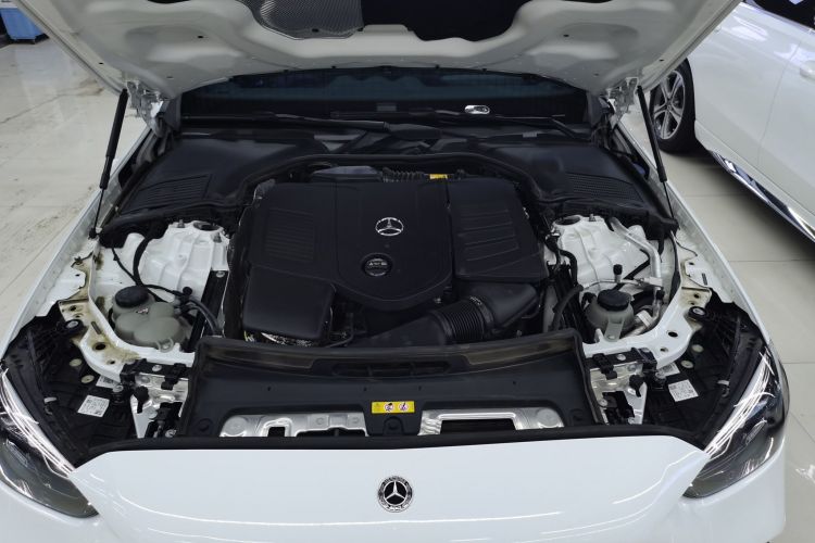 奔驰C级 2025款 C 260 L 运动版机舱底盘24