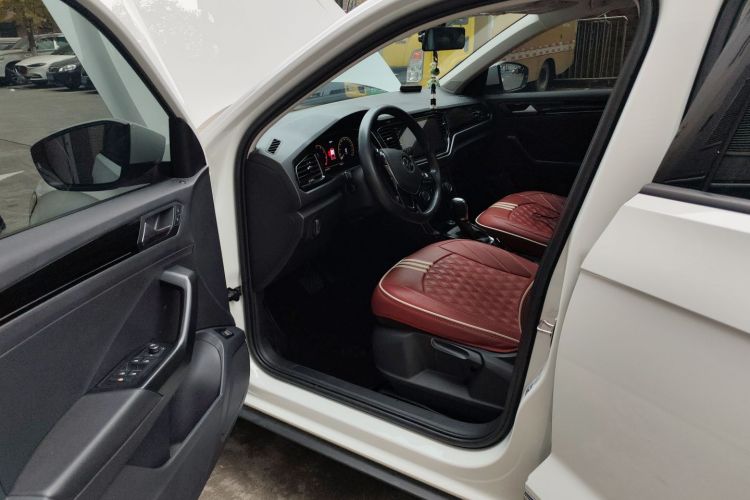 大众 T-ROC探歌 2021款 280TSI DSG两驱舒适智联版中控内饰20