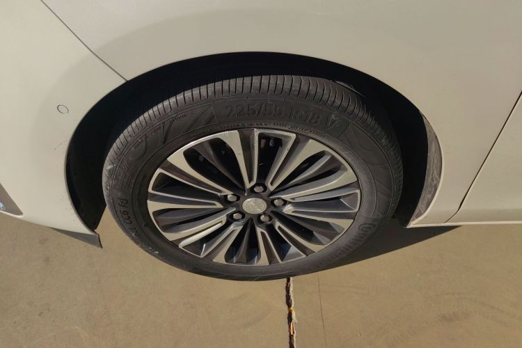 别克GL8 2020款 ES陆尊 653T 豪华型车身外观6007