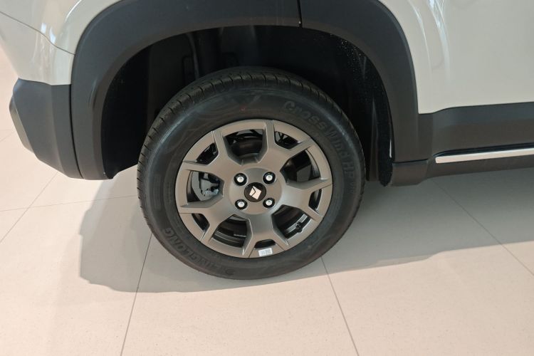 宝骏悦也Plus 2026款 301km咖啡创业版车身外观6008