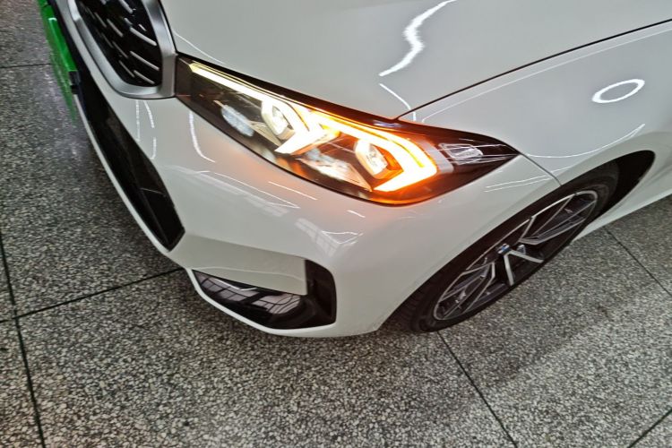 宝马3系 2023款 325Li M运动套装局部细节36