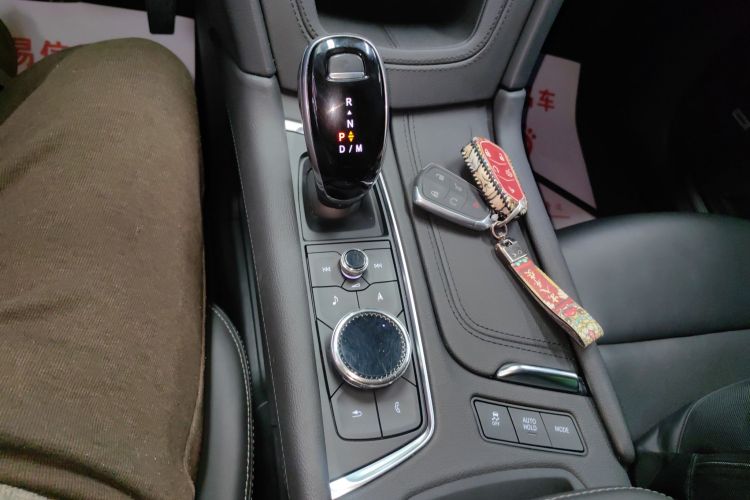 凯迪拉克XT5 2020款 改款 28T 豪华型局部细节18