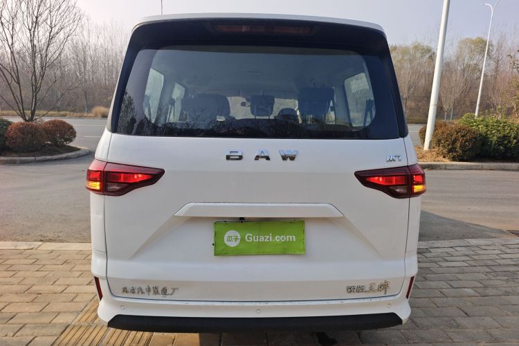 BAW北汽制造 锐胜王牌M7 2023款 1.6L 标轴创富型 7座车身外观6
