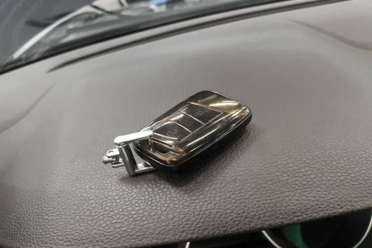 大众 迈腾 2020款 280TSI DSG 舒适型中控内饰7001