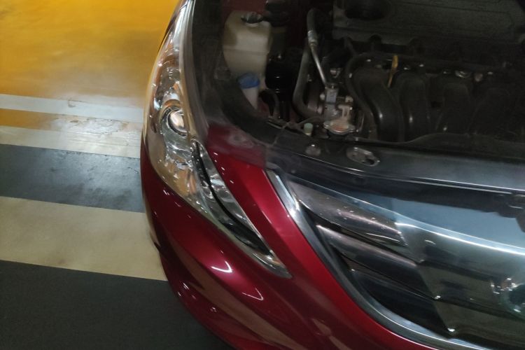 现代 索纳塔 2011款 2.0L 自动领先版车身外观8