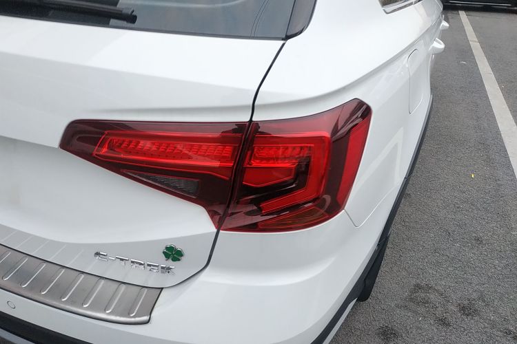 大众 C-TREK蔚领 2020款 1.5L 自动舒适型车身外观9