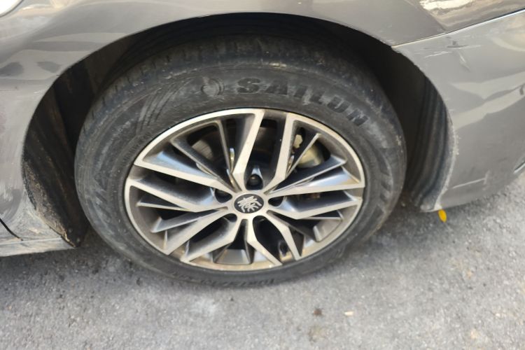 比亚迪 秦PLUS 2021款 DM-i 55KM 旗舰型车身外观10