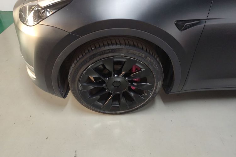 特斯拉 Model Y 2021款 长续航全轮驱动版 3D7车身外观6007