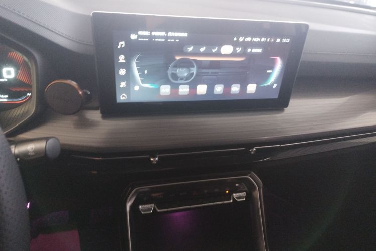 五菱汽车 五菱星辰 2021款 1.5T CVT星曜版中控内饰16