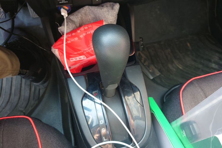 本田 飞度 2014款 1.5L LX CVT舒适型中控内饰18