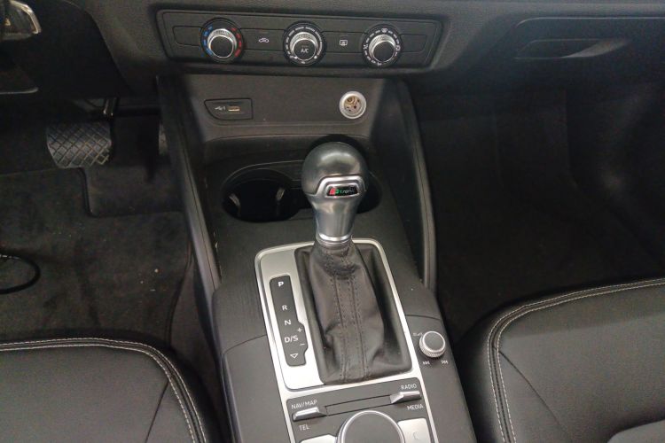 奥迪A3 2017款 Sportback 35 TFSI 进取型局部细节18