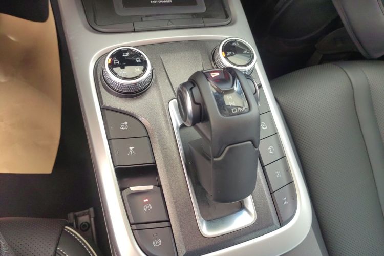 坦克300 2023款 2.0T 铁骑02中控内饰18