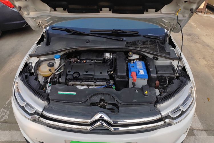 雪铁龙C3-XR 2015款 1.6L 自动先锋型局部细节24