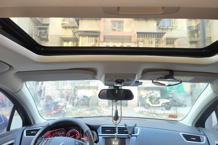 DS 4S 2016款 1.6T 自动智享科技版THP160局部细节22