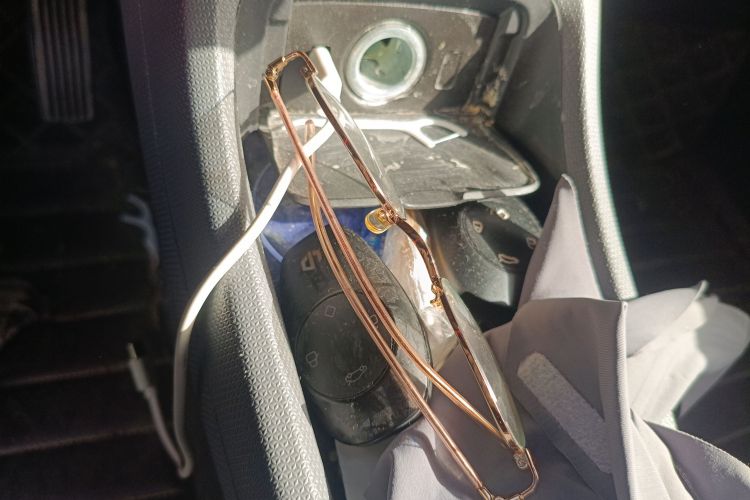 零跑汽车 零跑T03 2021款 400轻享版 三元锂中控内饰11