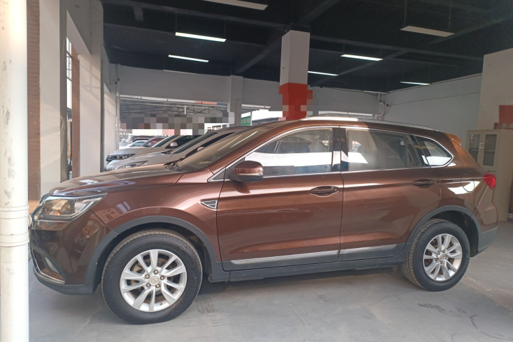 北汽幻速S6 2017款 1.5T CVT乐享型车身外观4