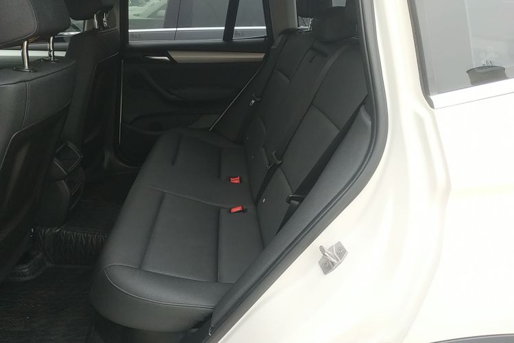 宝马X3(进口) 2016款 sDrive20i中控内饰7004