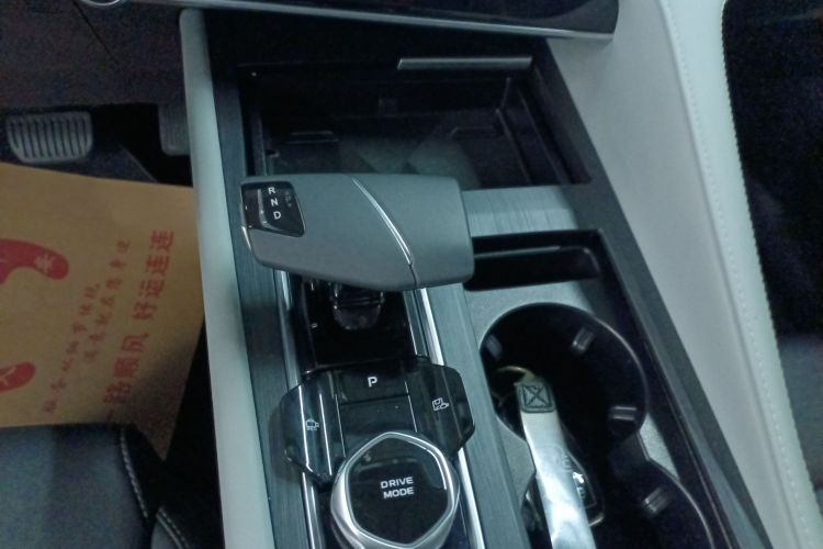 长安CS75 PLUS 2024款 第三代 冠军版 1.5T 智驾劲航型中控内饰18