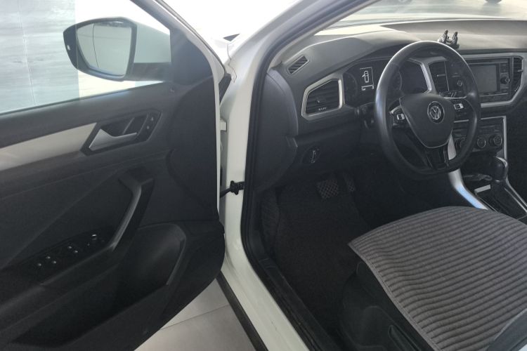 大众 T-ROC探歌 2020款 280TSI DSG两驱精英型中控内饰20