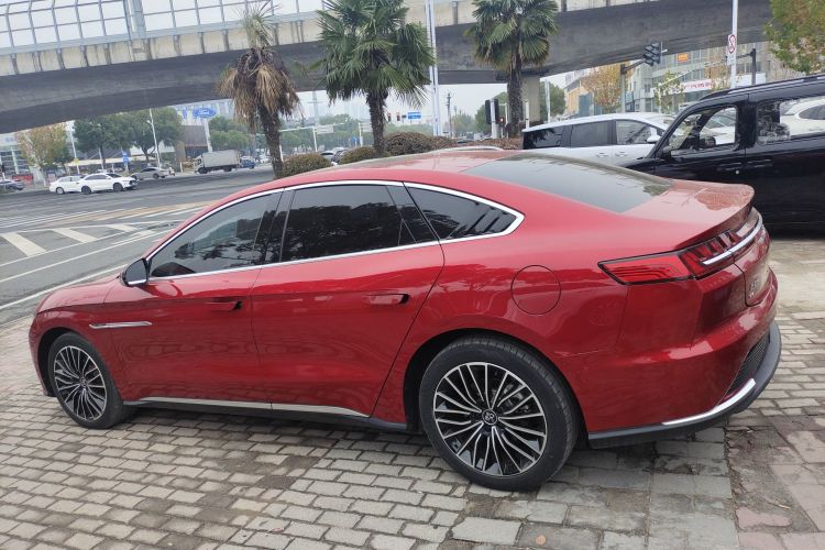 比亚迪 汉 2021款 EV 标准续航版豪华型车身外观6003