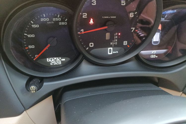 保时捷 2018款 Macan 2.0T中控内饰15