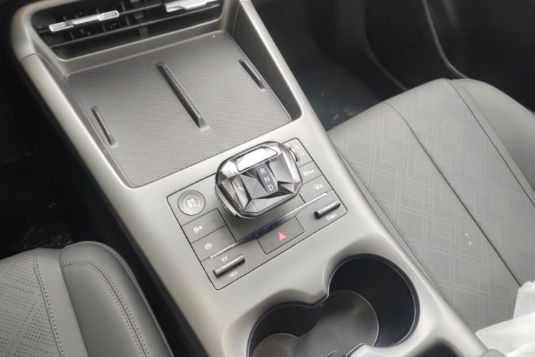 比亚迪 秦PLUS 2025款 DM-i 智驾版 55KM领先型中控内饰18