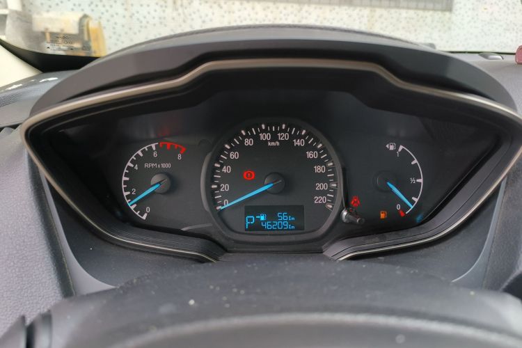 福特 福睿斯 2017款 1.5L 自动舒适型中控内饰14