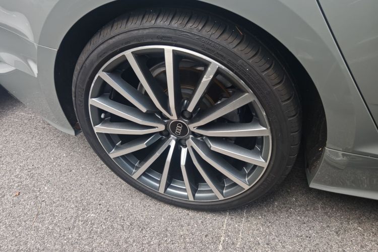 奥迪A5 2021款 Sportback 40 TFSI quattro 豪华致雅型车身外观6008