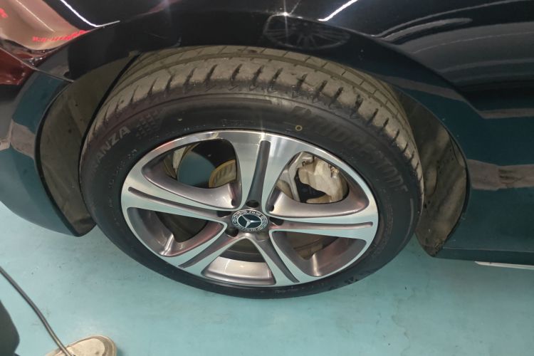 奔驰E级 2019款 E 260 L 运动型车身外观6007