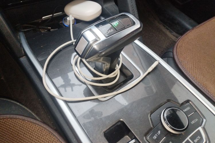 哈弗H6 2019款 运动版 1.5T 自动两驱精英型 国VI中控内饰18