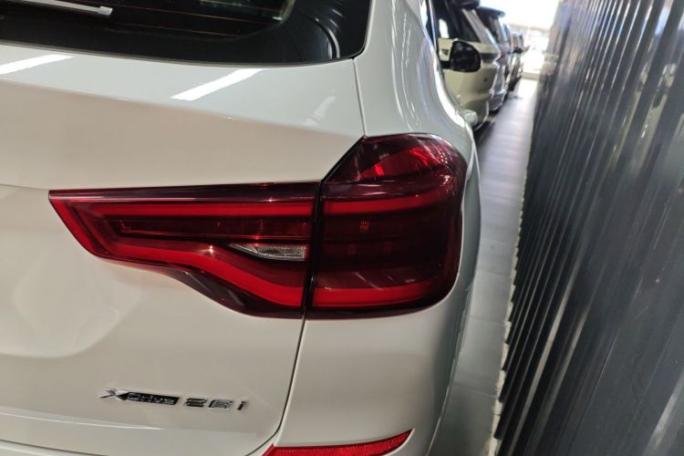 宝马X3 2021款 改款 xDrive28i M运动套装车身外观6006