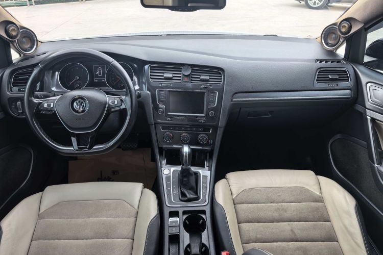 大众 高尔夫 2017款 230TSI 自动豪华百万辆纪念版中控内饰16
