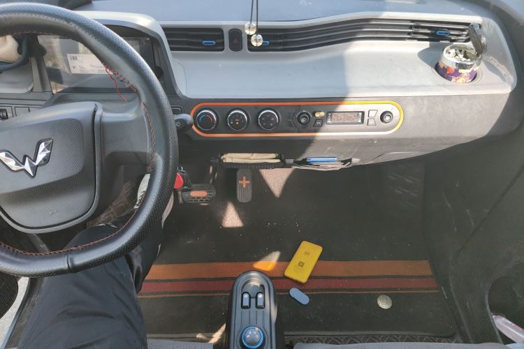 五菱汽车 宏光MINIEV 2022款 轻松款 三元锂中控内饰16