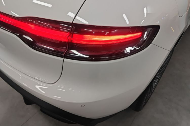 保时捷 2023款 Macan 2.0T车身外观6006