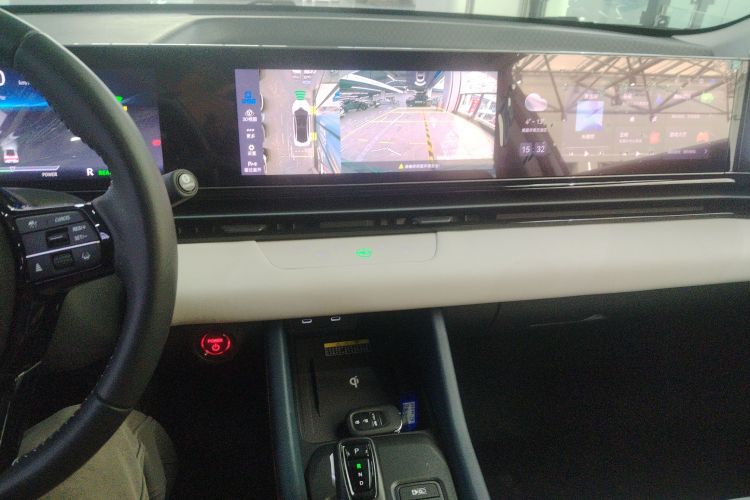 灵悉L 2024款 头号玩家版中控内饰16