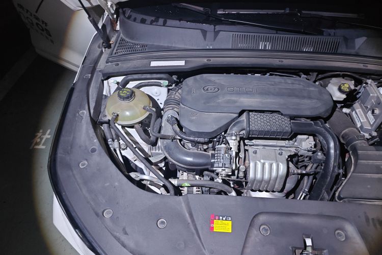 五菱汽车 五菱凯捷 2022款 280T 1.5T CVT旗舰型局部细节9006