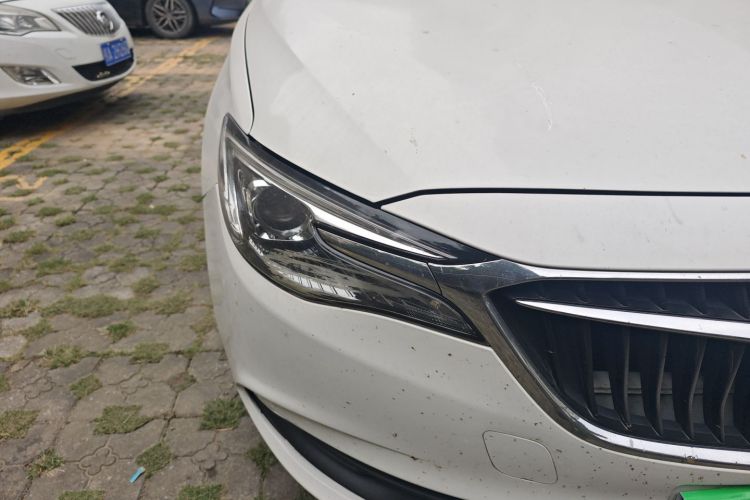 别克 英朗 2018款 15T 双离合进取型 国V车身外观8