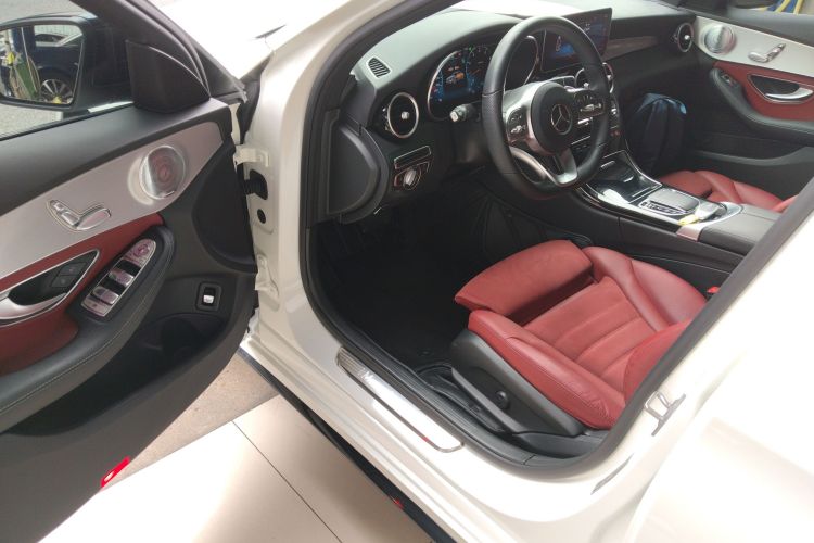 奔驰C级 2021款 C 260 星耀臻藏版中控内饰20