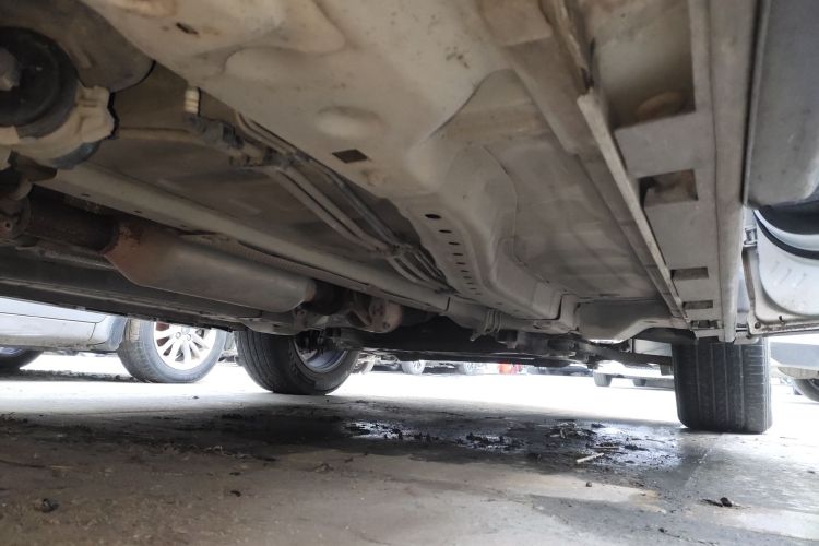 中华V6 2018款 1.5T 自动豪华型局部细节9001